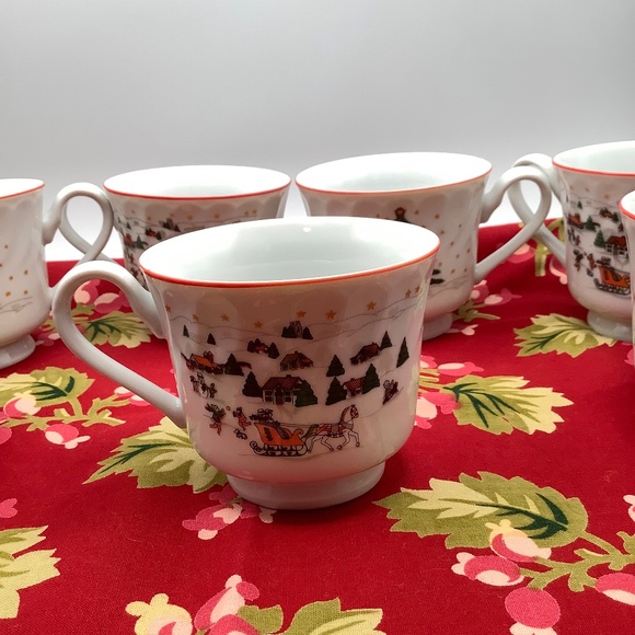 Vintage 1980's KOPIN CHRISTMAS PLEASURE Footed Cups.  Set of Four. - Picture 3 of 5